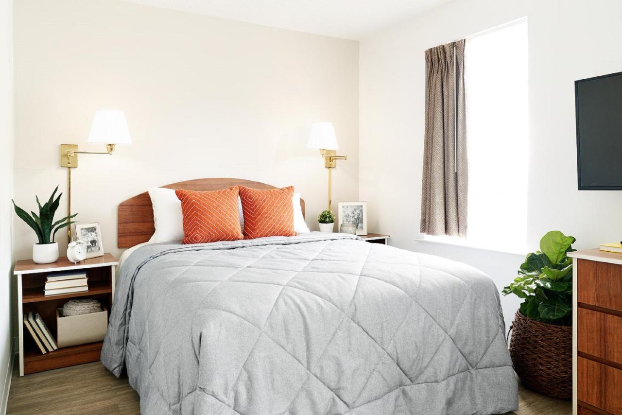 Intown Suites Extended Stay Newport News Va - South Eksteriør billede