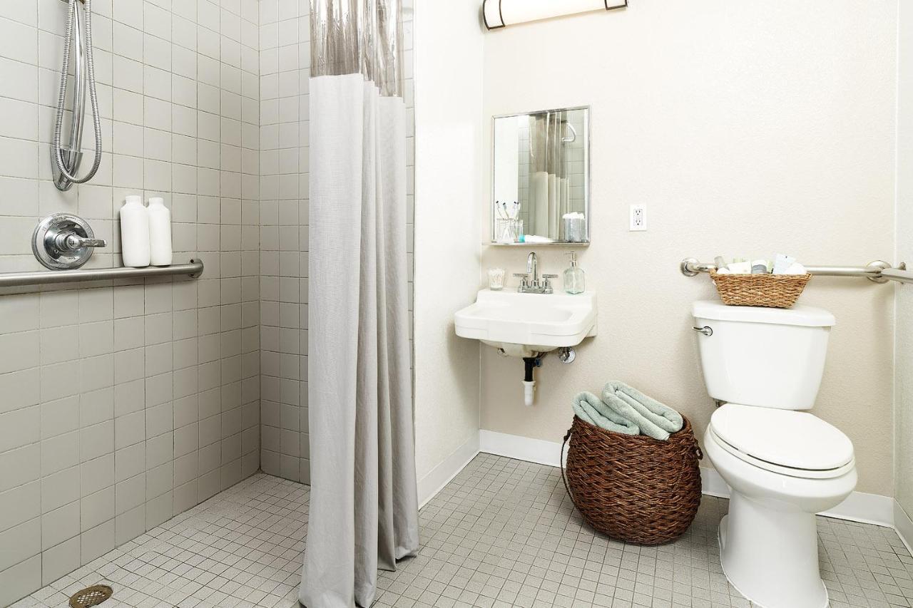 Intown Suites Extended Stay Newport News Va - South Eksteriør billede